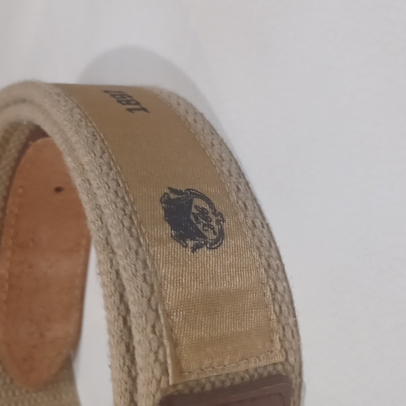 Levelwear - Picture 2 of 6